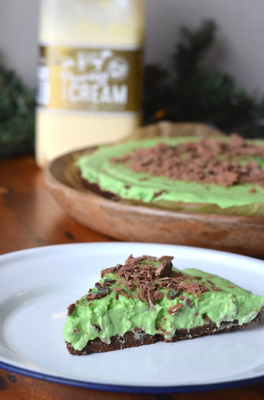 RECIPE// No-Bake Peppermint Crisp Cheesecake